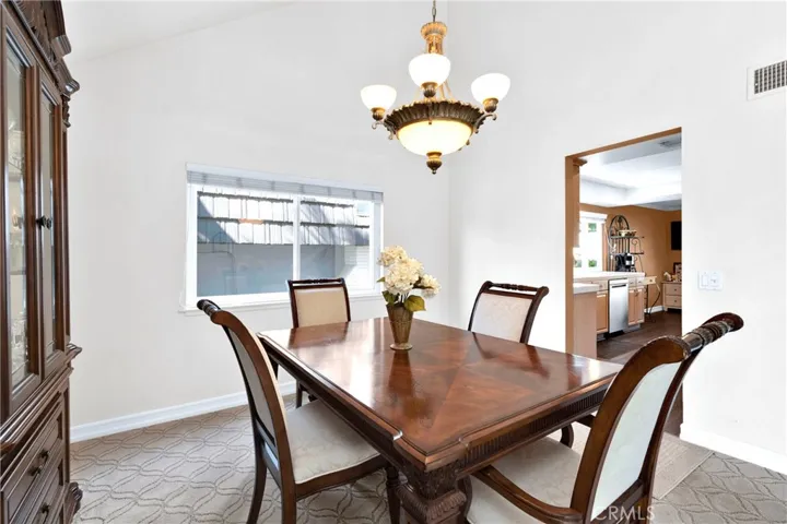 9354 Vista Serena, Cypress, California 90630