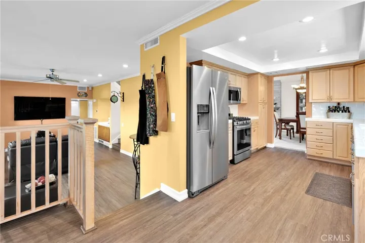 9354 Vista Serena, Cypress, California 90630