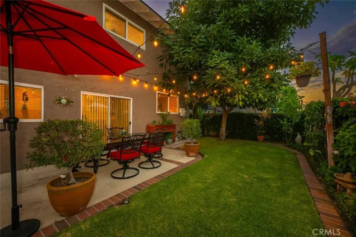 9354 Vista Serena, Cypress, California 90630