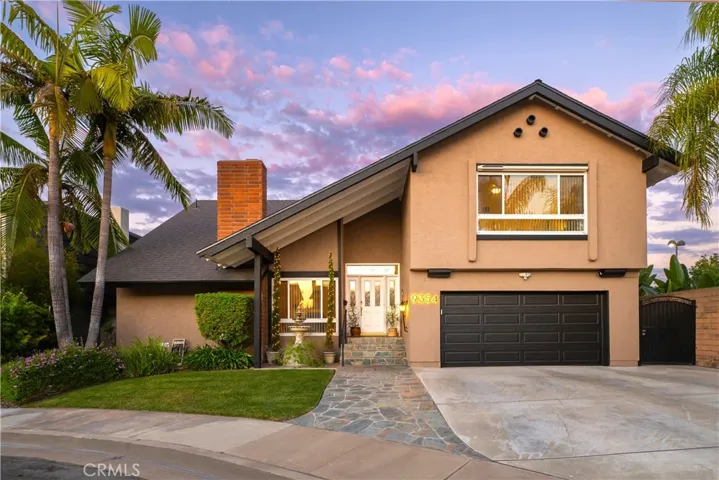 9354 Vista Serena, Cypress, California 90630