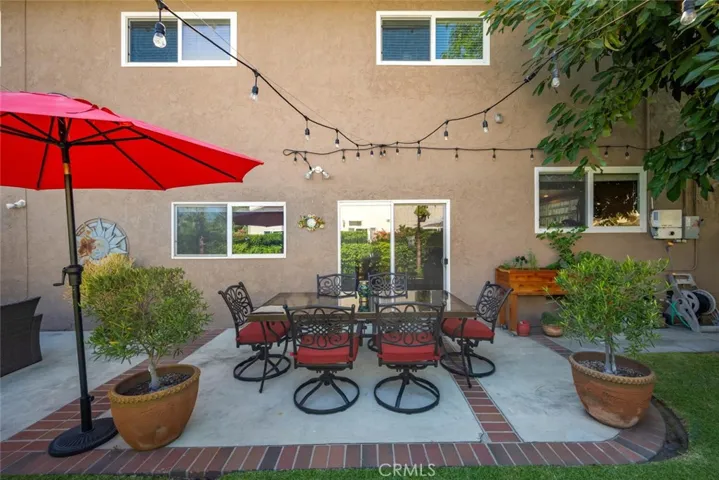 9354 Vista Serena, Cypress, California 90630