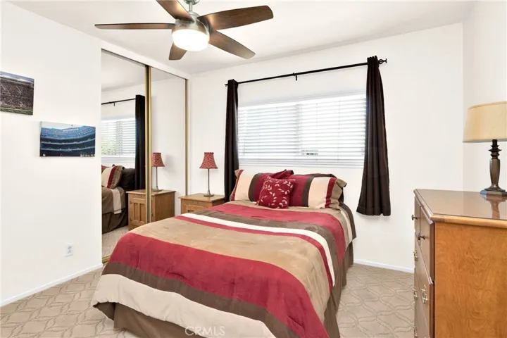 9354 Vista Serena, Cypress, California 90630