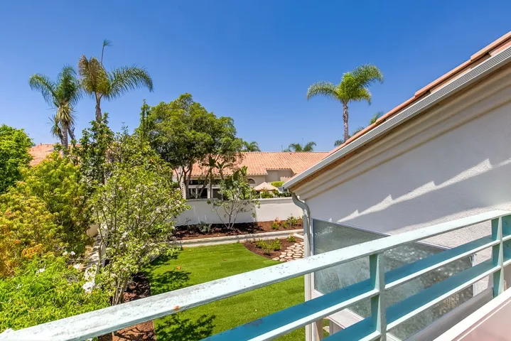 11 Vienna, Laguna Niguel, California 92677