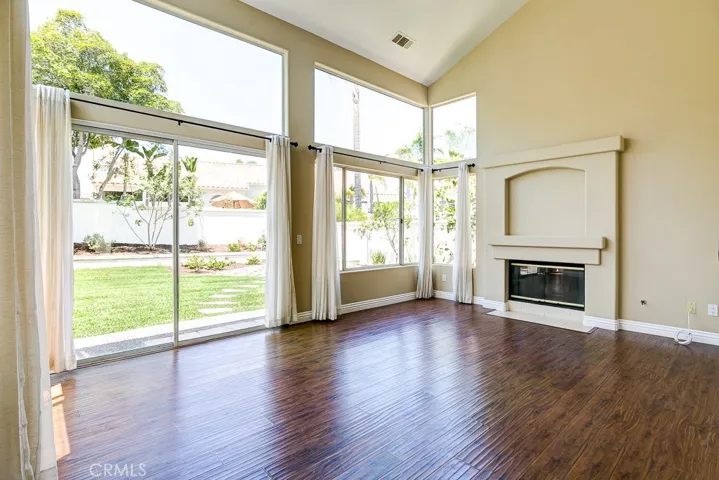 11 Vienna, Laguna Niguel, California 92677
