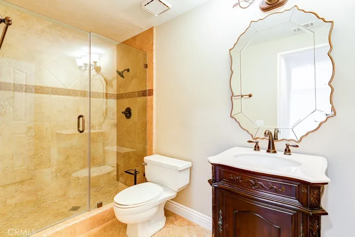 11 Vienna, Laguna Niguel, California 92677
