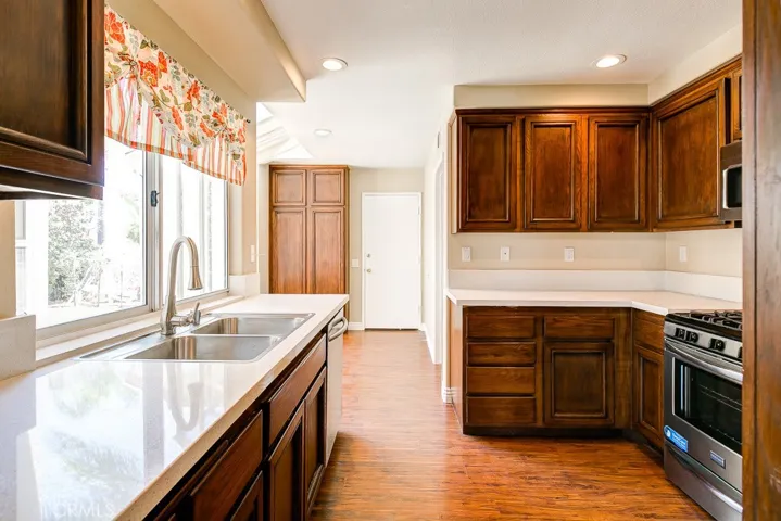 11 Vienna, Laguna Niguel, California 92677