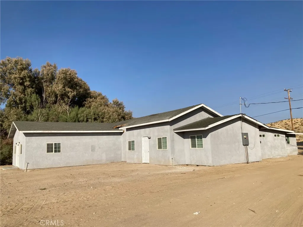 21483 Main Street, Barstow, California 92311 home-pic-2