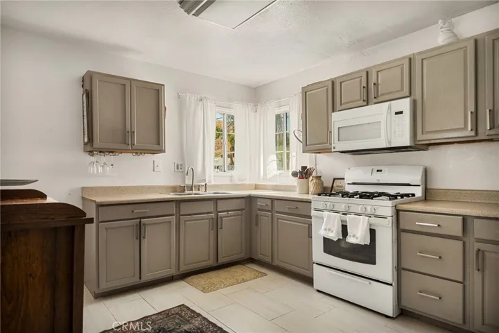 1268 W 31st Street, San Bernardino, California 92405