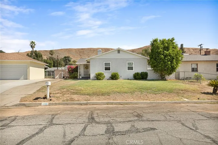 1268 W 31st Street, San Bernardino, California 92405