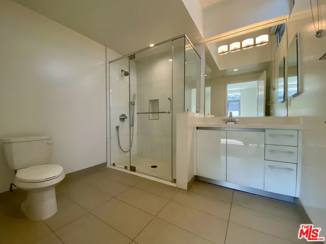 11715 W Bellagio Road 202, Los Angeles, California 90049
