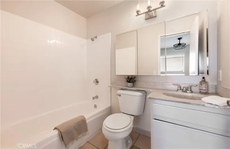 Ensuite bath