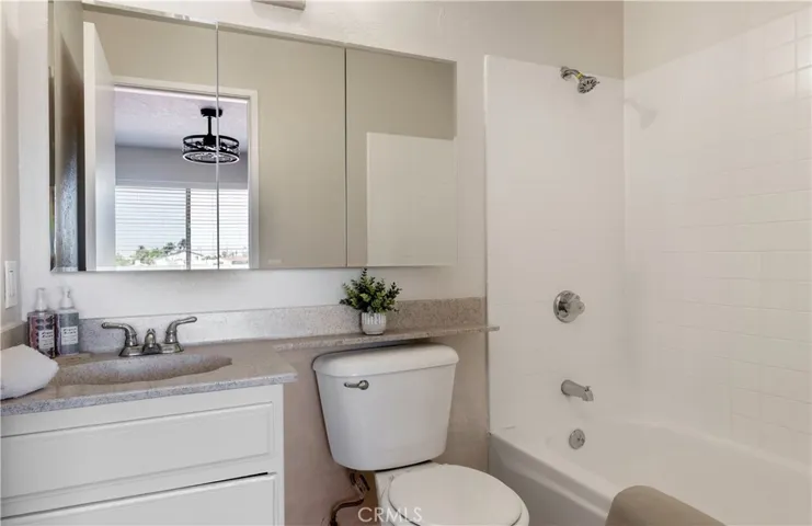 En-suite bath