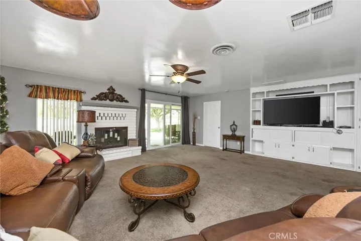 917 Pebble Beach Drive, Bakersfield, California 93309