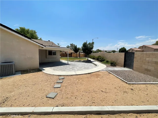 424 Christopher Ct, Ridgecrest, California 93555