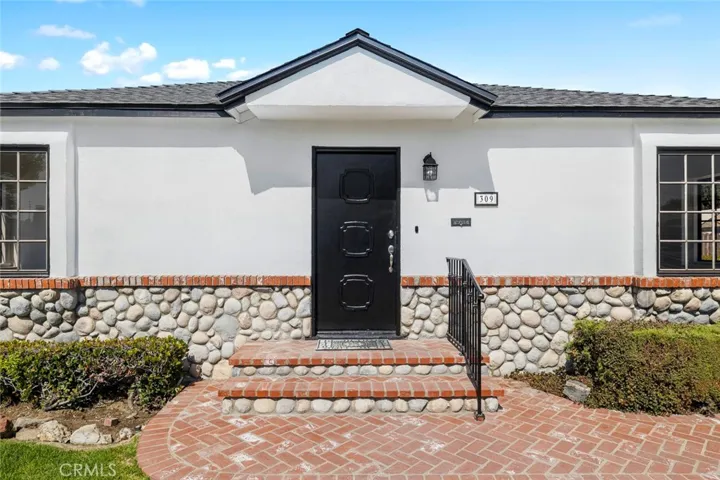 309 S Valencia Street, La Habra, California 90631