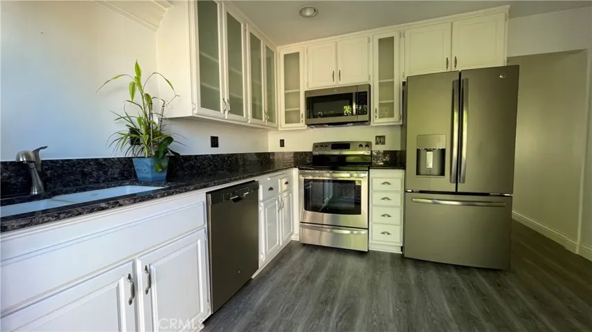 Lovely remodeled kitchen