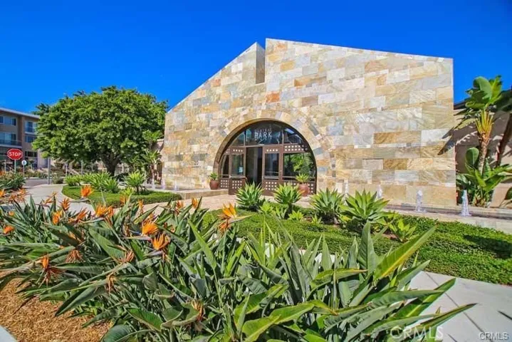 157 Bowery, Irvine, California 92612
