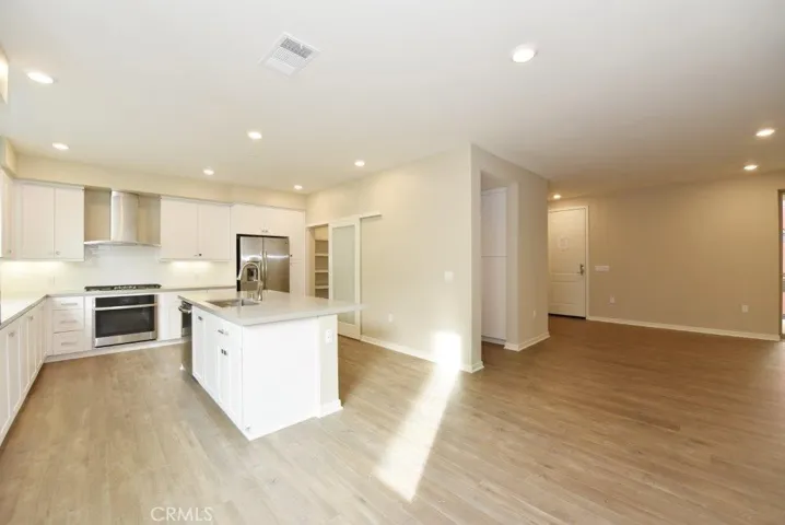 157 Bowery, Irvine, California 92612