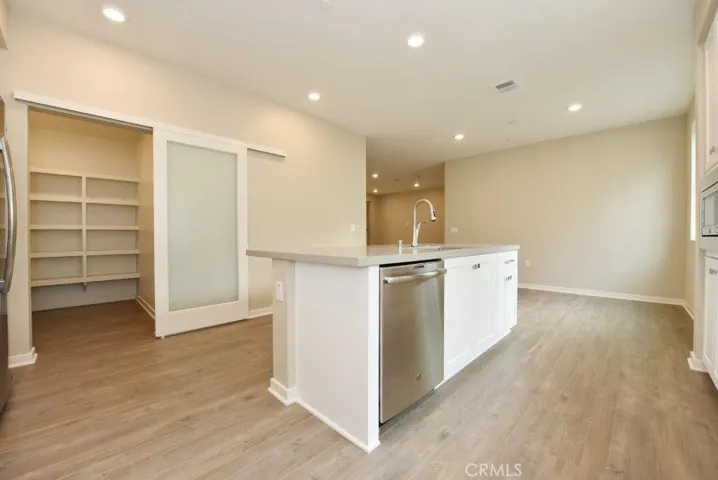 157 Bowery, Irvine, California 92612