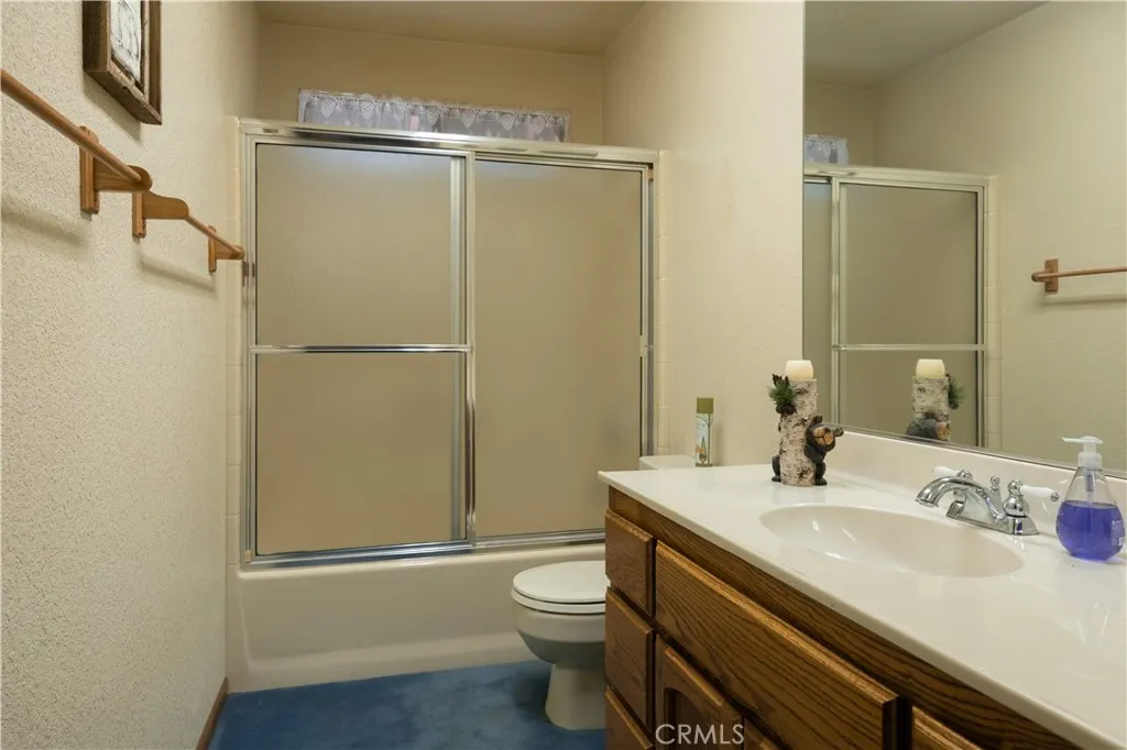 489 Woodside Drive, Big Bear City, California 92314 home-pic-7