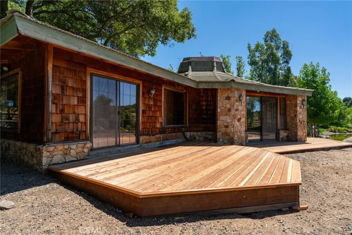 42205 Calle Bandido, Murrieta, California 92562