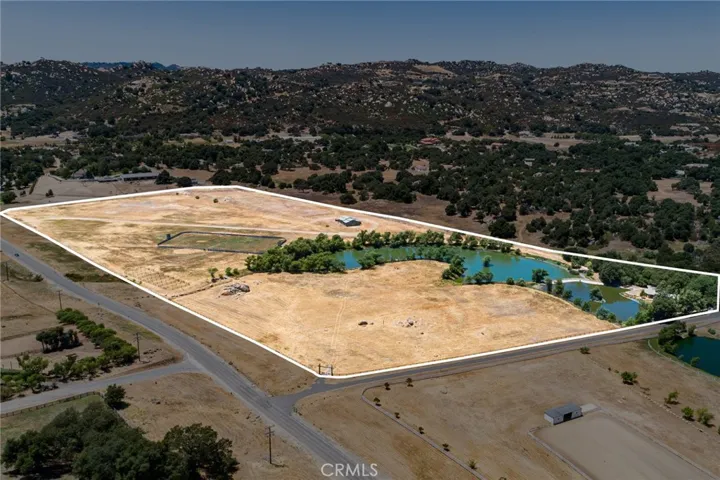 42205 Calle Bandido, Murrieta, California 92562