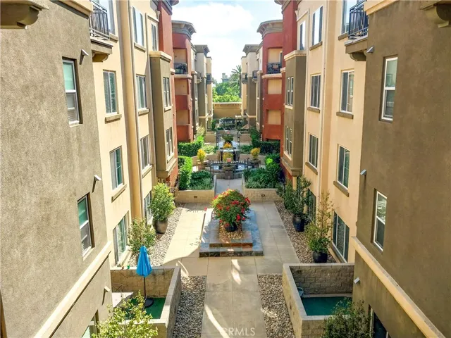 6020 Seabluff Drive 326, Playa Vista, California 90094