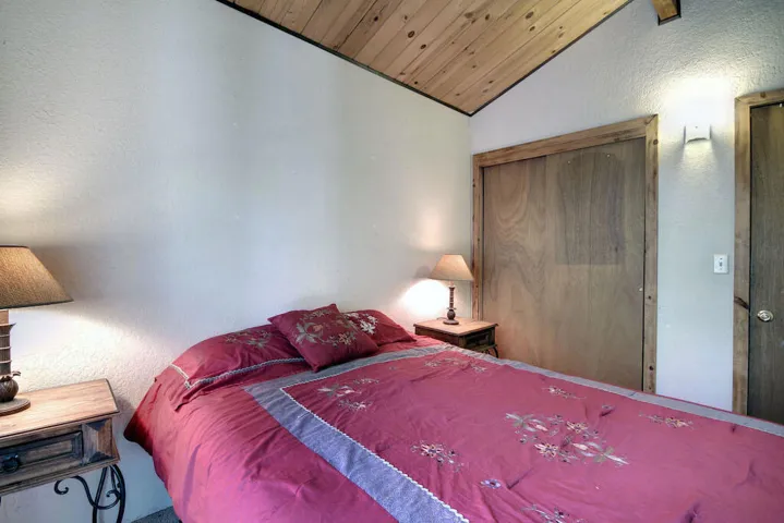 bedroom-a-2_53885544529_o
