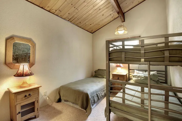 bedroom-b-1_53885440928_o