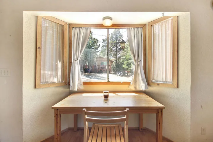 dining-area_53885630305_o