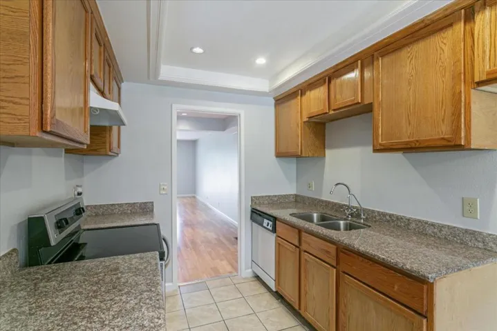 5084 Cribari Bluff, San Jose, California 95135