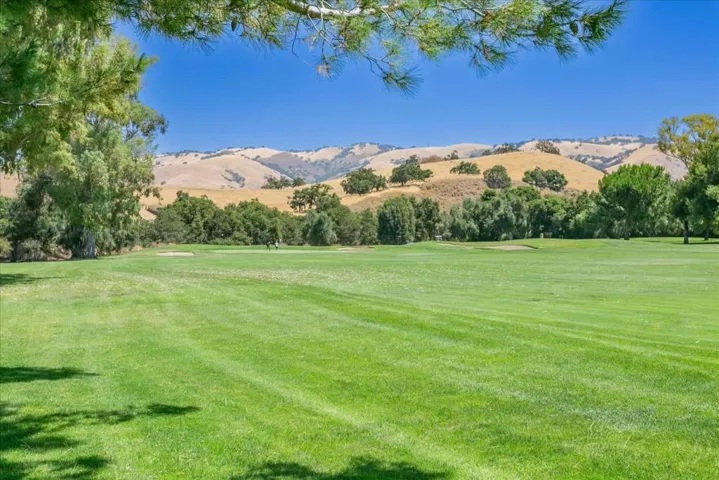 5084 Cribari Bluff, San Jose, California 95135