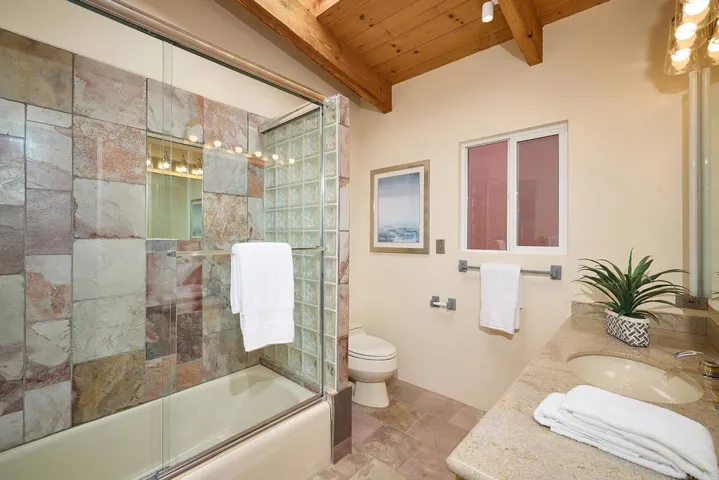 794 Neptune Avenue, Encinitas, California 92024