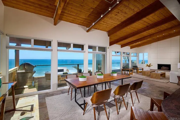 794 Neptune Avenue, Encinitas, California 92024