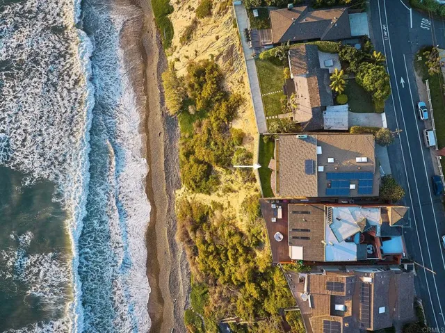794 Neptune Avenue, Encinitas, California 92024