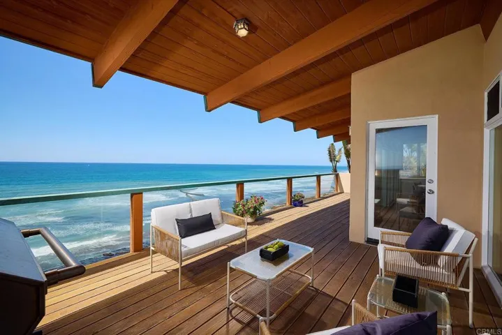 794 Neptune Avenue, Encinitas, California 92024