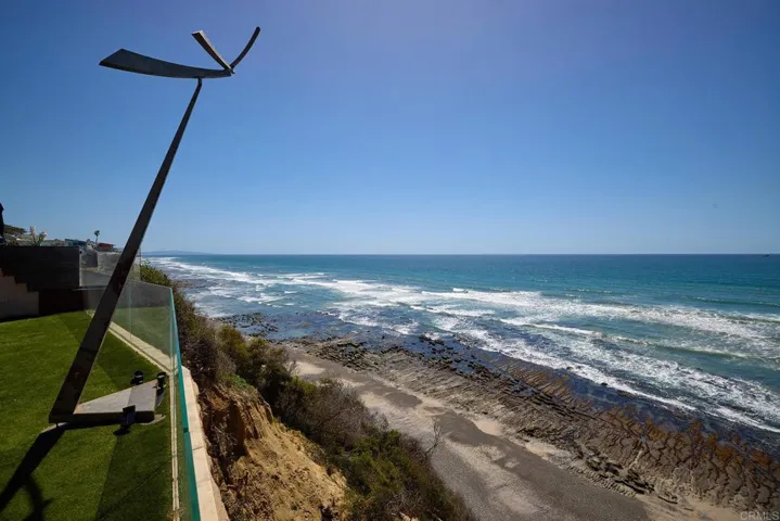 794 Neptune Avenue, Encinitas, California 92024