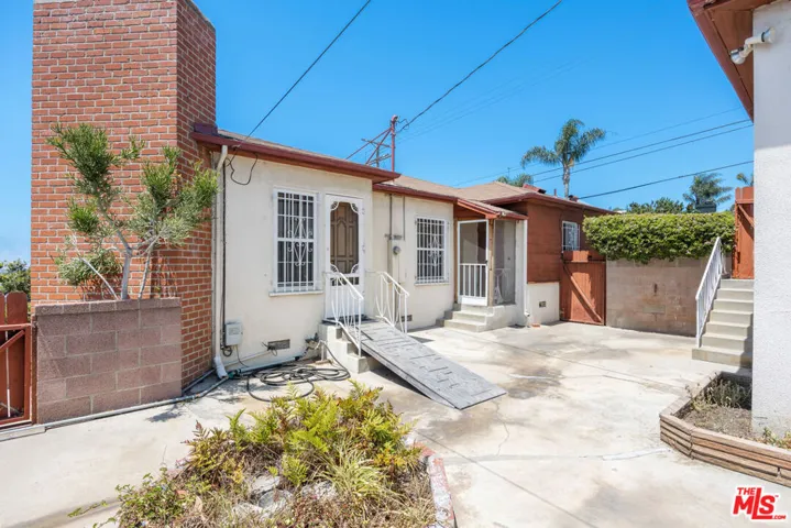 12224 Palms Boulevard, Los Angeles, California 90066