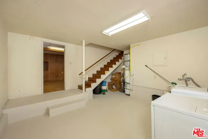 12224 Palms Boulevard, Los Angeles, California 90066