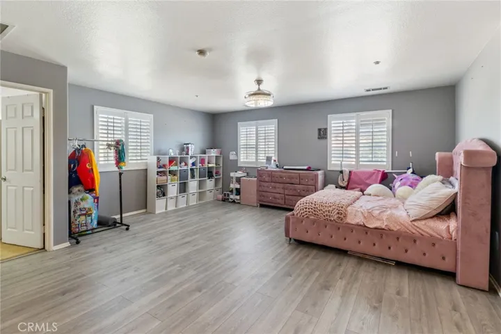 15363 Rochelle Street, Fontana, California 92336