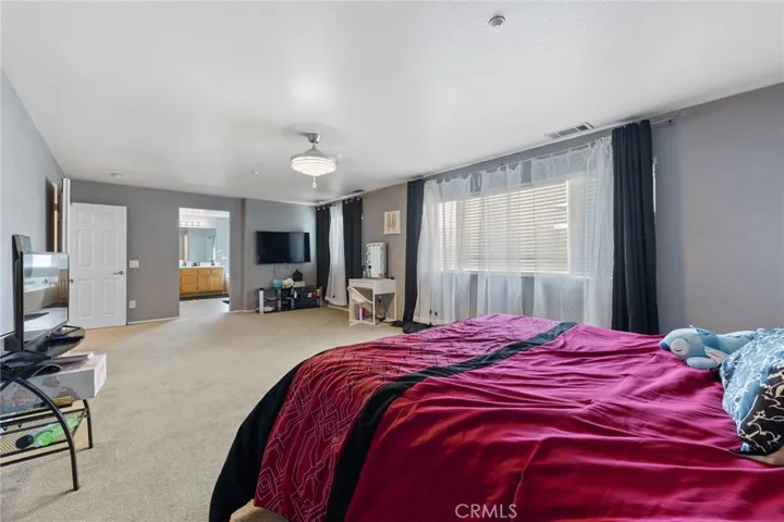 15363 Rochelle Street, Fontana, California 92336