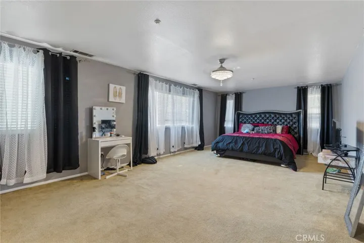 15363 Rochelle Street, Fontana, California 92336