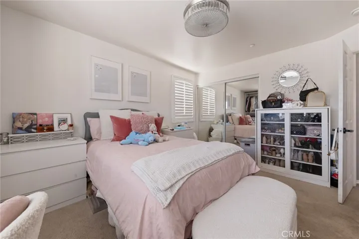 15363 Rochelle Street, Fontana, California 92336