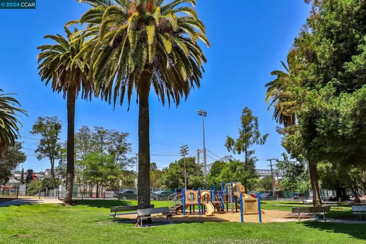 632 Edwards St, Crockett, California 94525