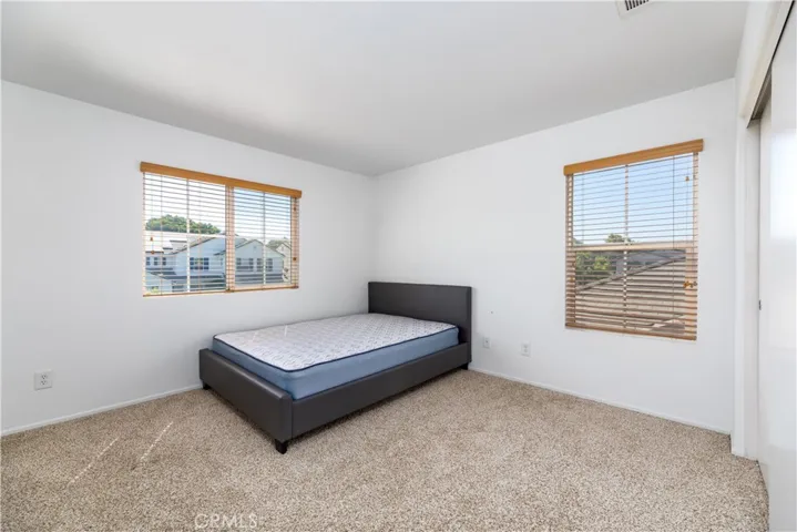 6545 Red Oak Drive, Eastvale, California 92880