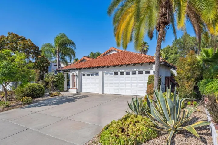722 Banyonwood Drive, Oceanside, California 92057