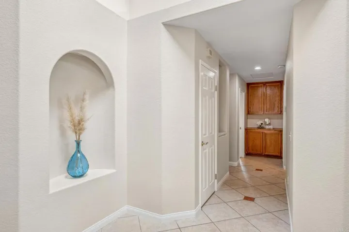 722 Banyonwood Drive, Oceanside, California 92057