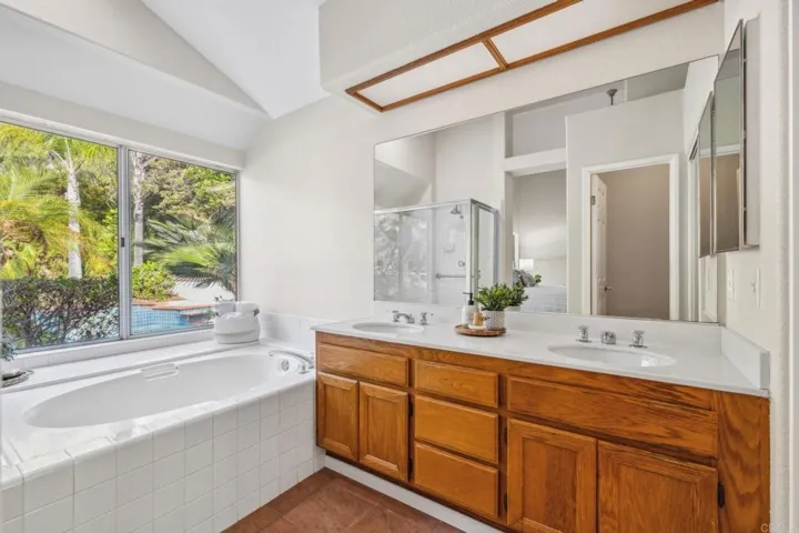722 Banyonwood Drive, Oceanside, California 92057