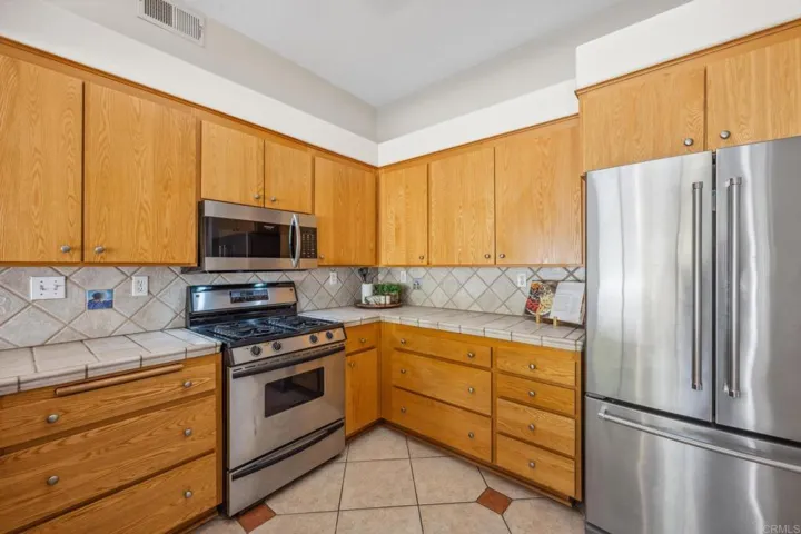 722 Banyonwood Drive, Oceanside, California 92057