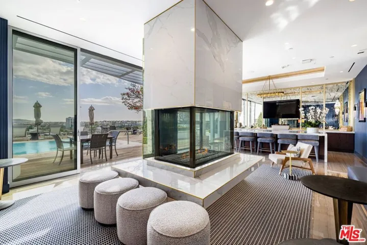 8500 Burton Way 607, Los Angeles, California 90048
